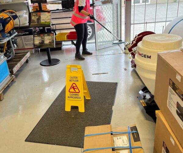 Commercial cleaning 4